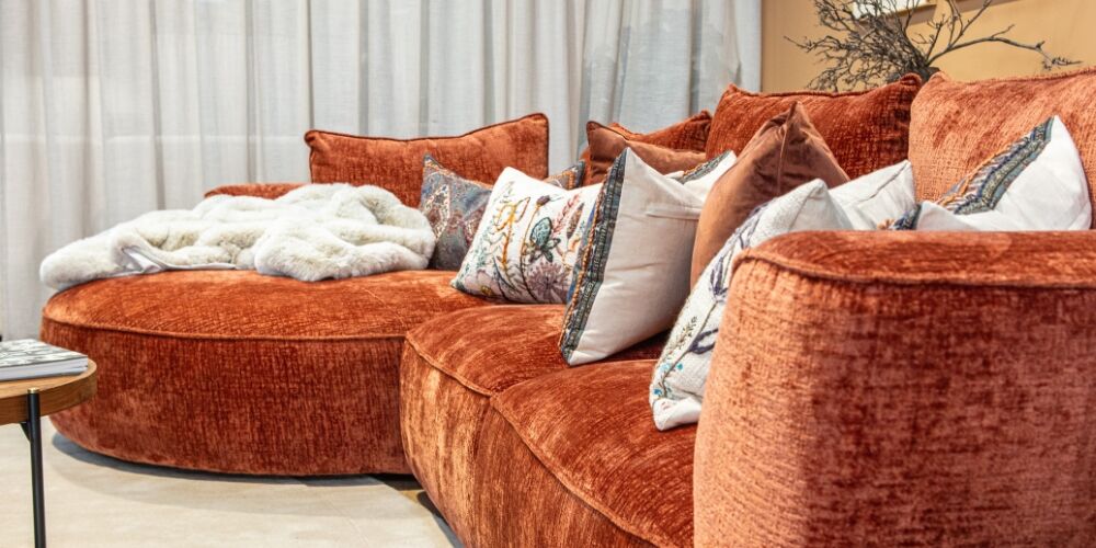 Monte 4.5 Seater Sofa with Curved Chaise