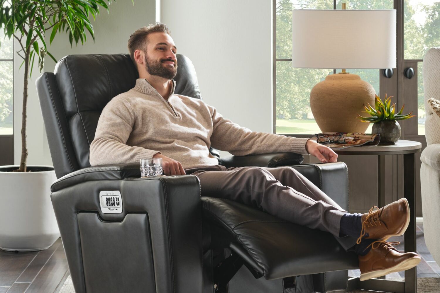Neo X Power Recliner, Headrest & Lumbar