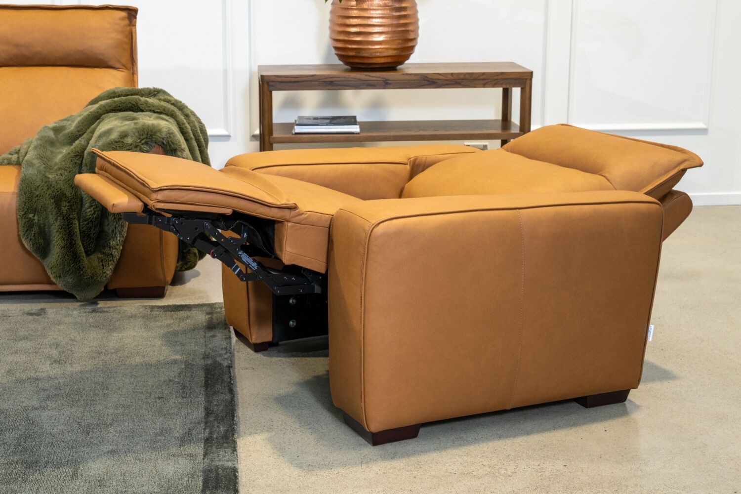 Hartford Power Recliner & Headrest