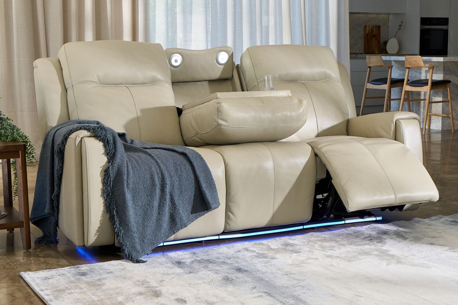 United 3 Seater Twin Power Recliner (All-In)