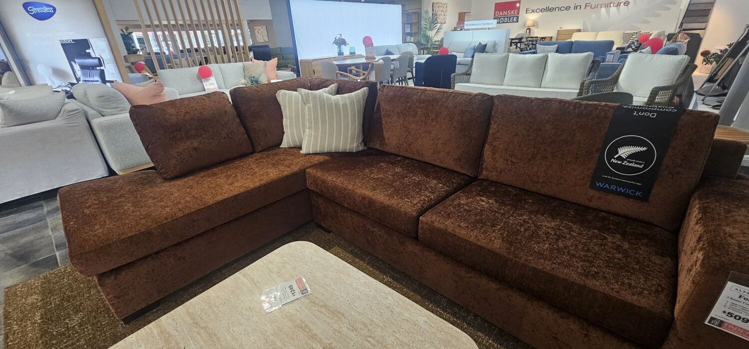 Clearance NZ Made Forme 3 Seater Corner Chaise