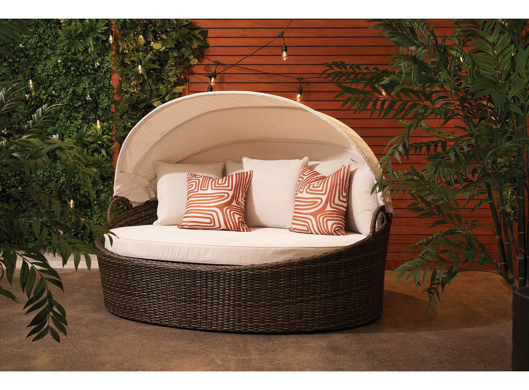 Melrose Outdoor Day Bed