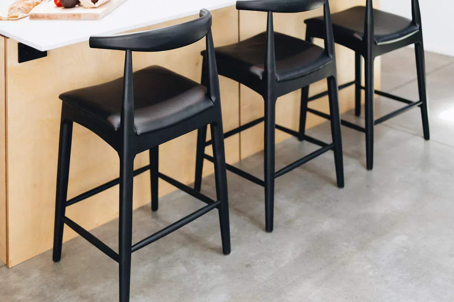 Elbow Barstool - Black Oak