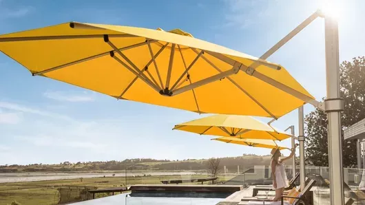 Shade7 Riviera 4.5m Octagonal Cantilever Umbrella V4