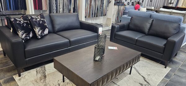 Clearance John Young Leather Lounge Suite