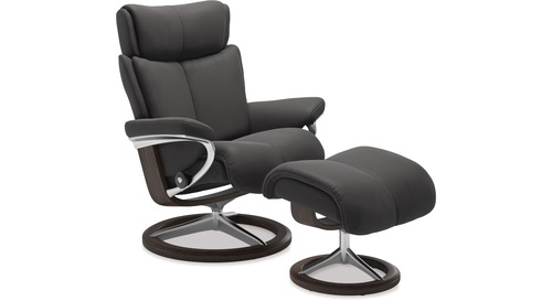 Stressless® Magic Medium Leather Recliner - Signature Base 